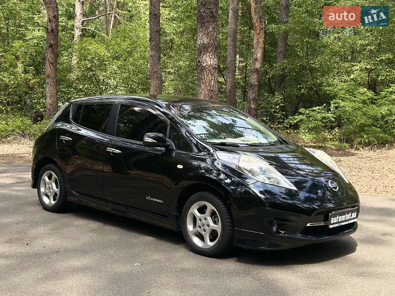 Хетчбек Nissan Leaf 2011 в Києві фото 3 Хетчбек Nissan Leaf 2011 в Києві