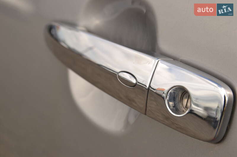 Хэтчбек Nissan Leaf 2015 в Луцке