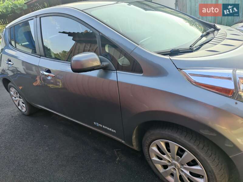 Nissan Leaf 2014