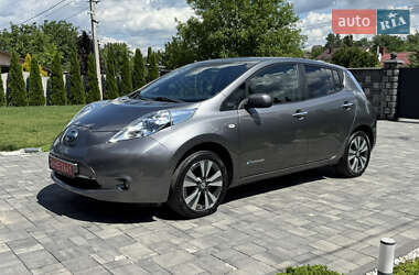 Хэтчбек Nissan Leaf 2014 в Ровно