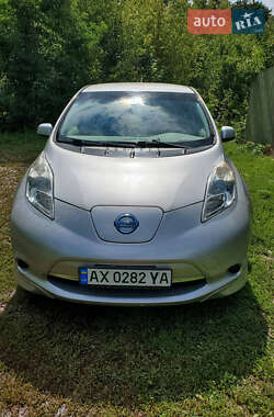 Хетчбек Nissan Leaf 2012 в Харкові