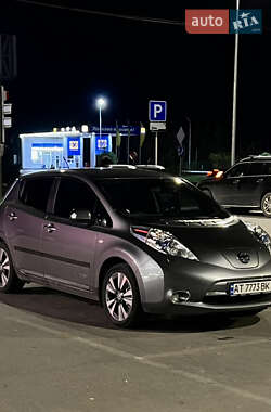 Хэтчбек Nissan Leaf 2013 в Ивано-Франковске