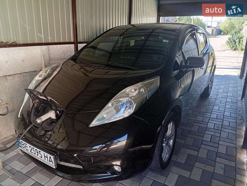 Nissan Leaf 2014