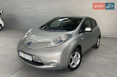 Хетчбек Nissan Leaf 2013 в Стрию