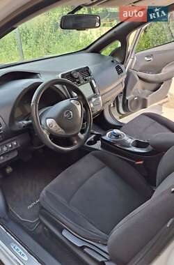 Хетчбек Nissan Leaf 2013 в Києві