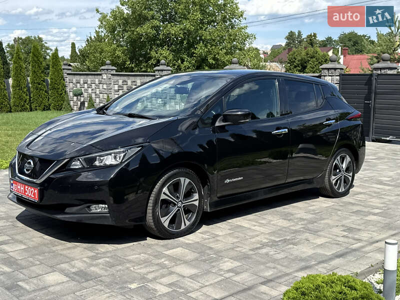 Хэтчбек Nissan Leaf 2018 в Ровно
