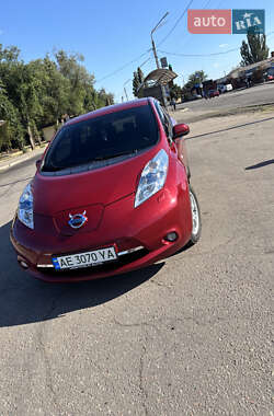 Хетчбек Nissan Leaf 2013 в Кривому Розі