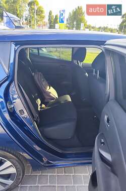 Хэтчбек Nissan Leaf 2017 в Одессе