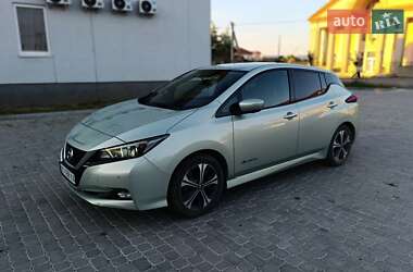 Хетчбек Nissan Leaf 2018 в Мукачевому