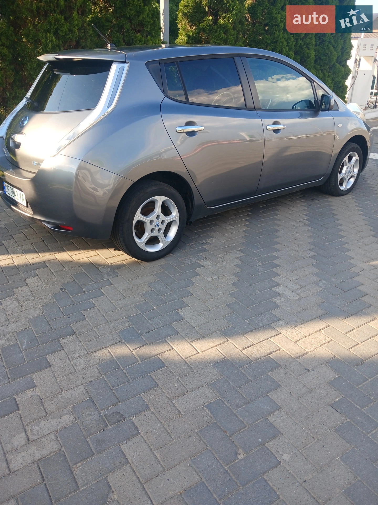 2014 Nissan Leaf - мініатюра 2