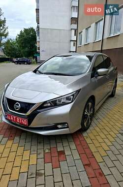 Хетчбек Nissan Leaf 2018 в Звягелі