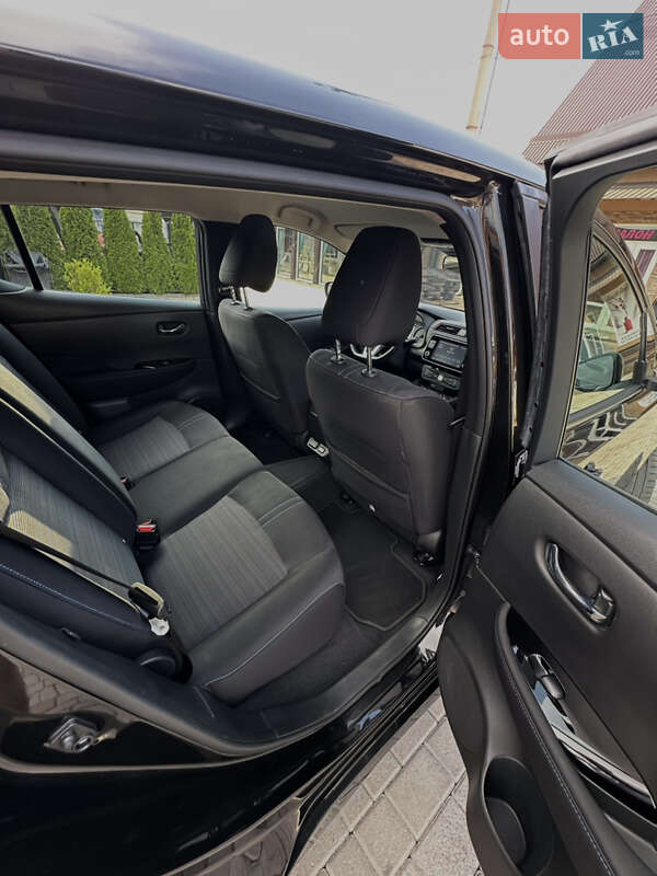 Хетчбек Nissan Leaf 2020 в Хусті
