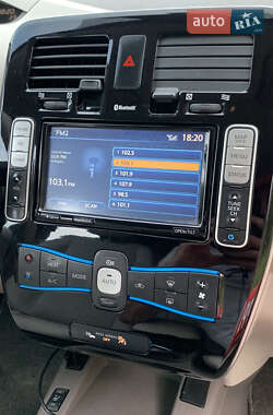 Хэтчбек Nissan Leaf 2013 в Киеве