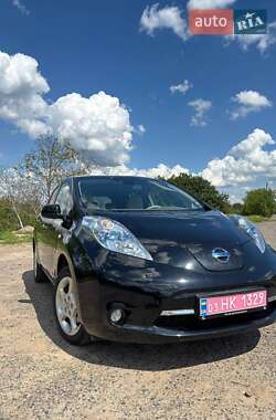 Хетчбек Nissan Leaf 2012 в Горохові