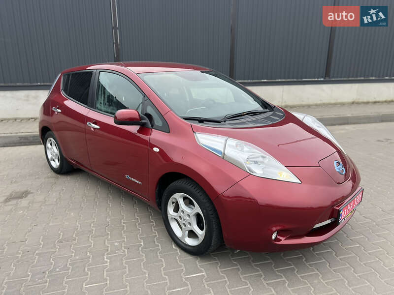 Хэтчбек Nissan Leaf 2016 в Луцке