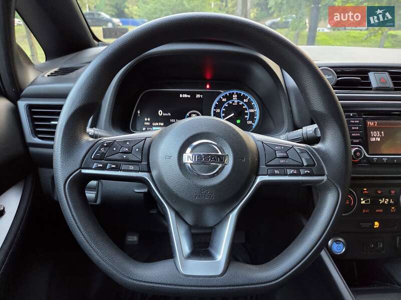 Хетчбек Nissan Leaf 2018 в Києві фото 14 Хетчбек Nissan Leaf 2018 в Києві