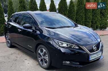 Хетчбек Nissan Leaf 2017 в Києві