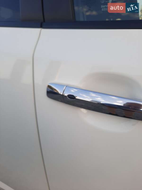 Хэтчбек Nissan Leaf 2020 в Днепре фото 2 Хэтчбек Nissan Leaf 2020 в Днепре