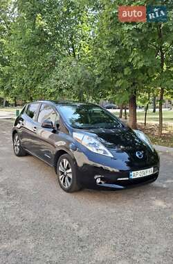 Хетчбек Nissan Leaf 2013 в Запоріжжі