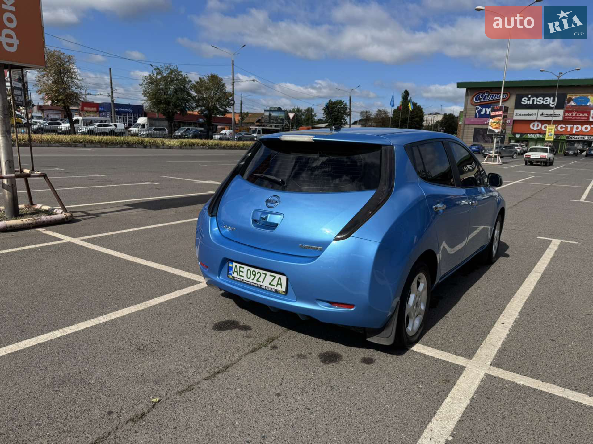 2011 Nissan Leaf - мініатюра 18