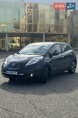 Хэтчбек Nissan Leaf 2017 в Киеве