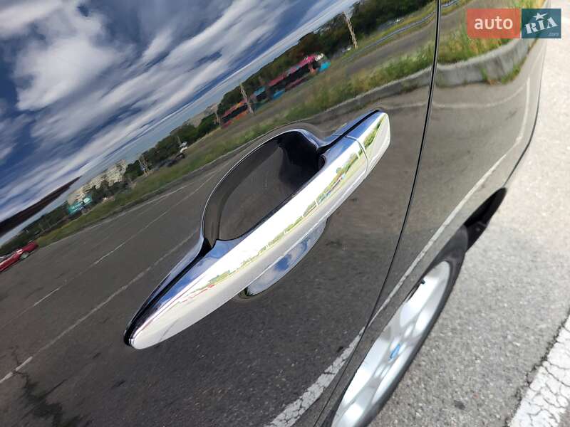 Хэтчбек Nissan Leaf 2014 в Киеве фото 11 Хэтчбек Nissan Leaf 2014 в Киеве