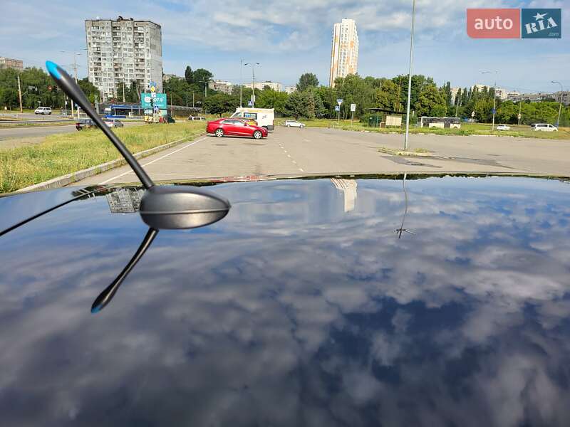 Хэтчбек Nissan Leaf 2014 в Киеве фото 15 Хэтчбек Nissan Leaf 2014 в Киеве