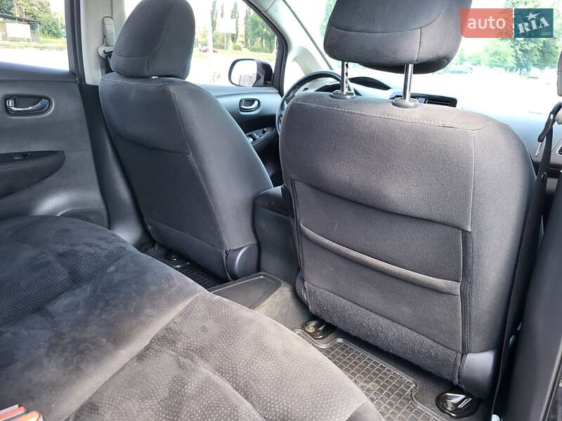 Хэтчбек Nissan Leaf 2014 в Киеве фото 117 Хэтчбек Nissan Leaf 2014 в Киеве