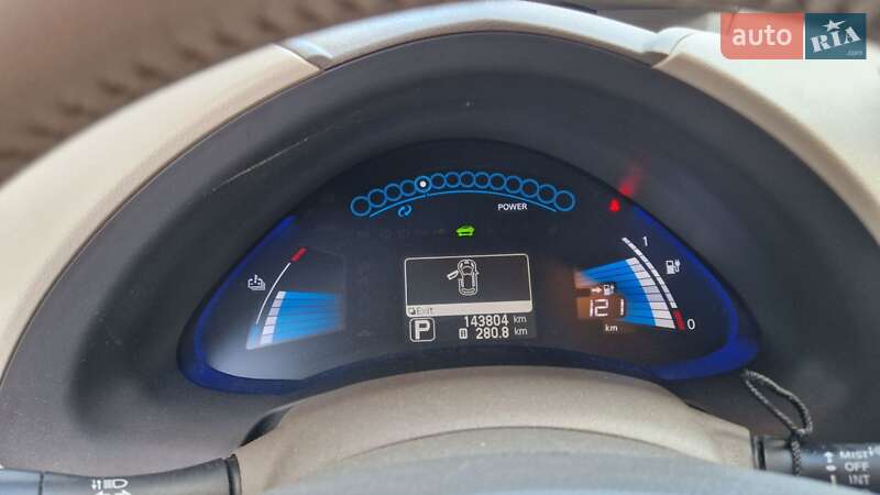 Хэтчбек Nissan Leaf 2012 в Киеве