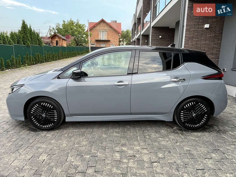 Хэтчбек Nissan Leaf 2022 в Черновцах