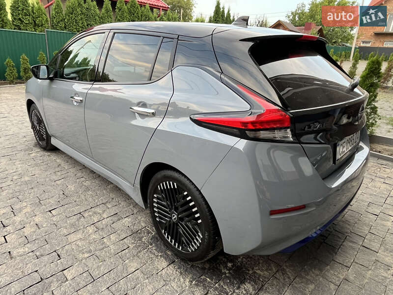 Хэтчбек Nissan Leaf 2022 в Черновцах