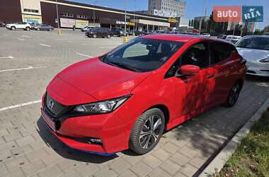 Хэтчбек Nissan Leaf 2019 в Черкассах