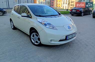 Хетчбек Nissan Leaf 2012 в Рівному