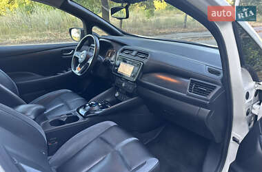 Хэтчбек Nissan Leaf 2019 в Днепре