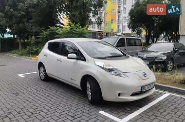 Хэтчбек Nissan Leaf 2012 в Ивано-Франковске