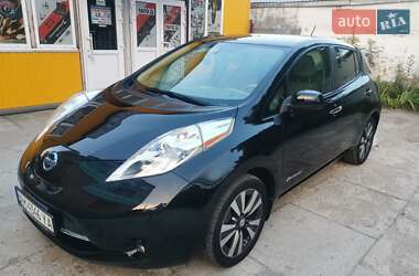 Хетчбек Nissan Leaf 2015 в Житомирі