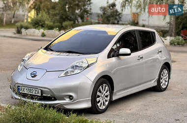 Хетчбек Nissan Leaf 2013 в Харкові