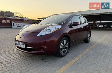 Хэтчбек Nissan Leaf 2016 в Львове