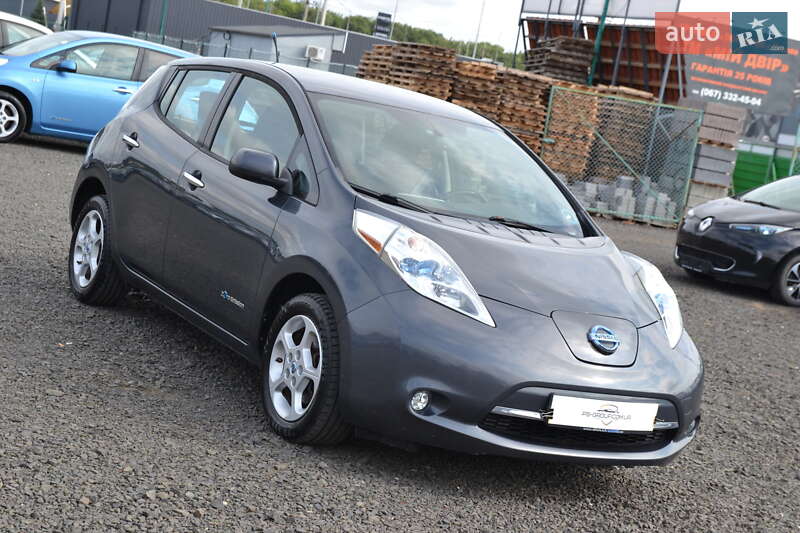 Хетчбек Nissan Leaf 2014 в Луцьку