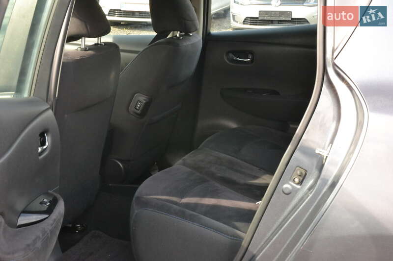 Хетчбек Nissan Leaf 2014 в Луцьку