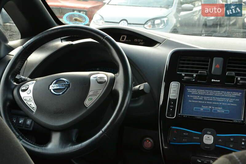 Хетчбек Nissan Leaf 2014 в Луцьку