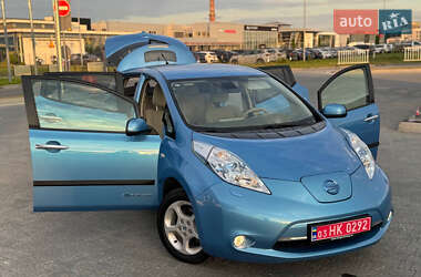 Хэтчбек Nissan Leaf 2012 в Львове