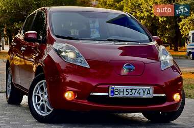 Хэтчбек Nissan Leaf 2011 в Одессе