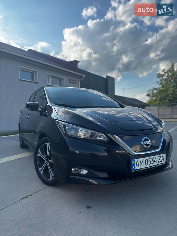 Хэтчбек Nissan Leaf 2018 в Бердичеве
