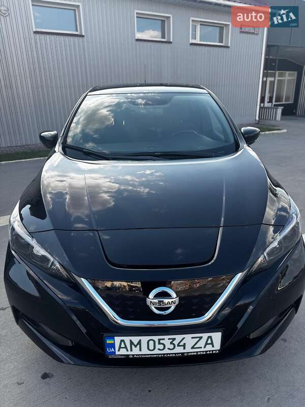 Хэтчбек Nissan Leaf 2018 в Бердичеве