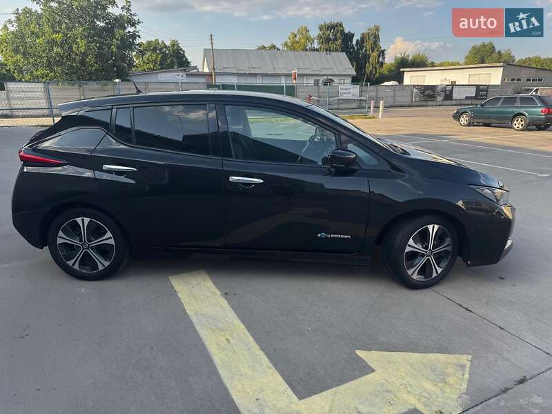 Хэтчбек Nissan Leaf 2018 в Бердичеве