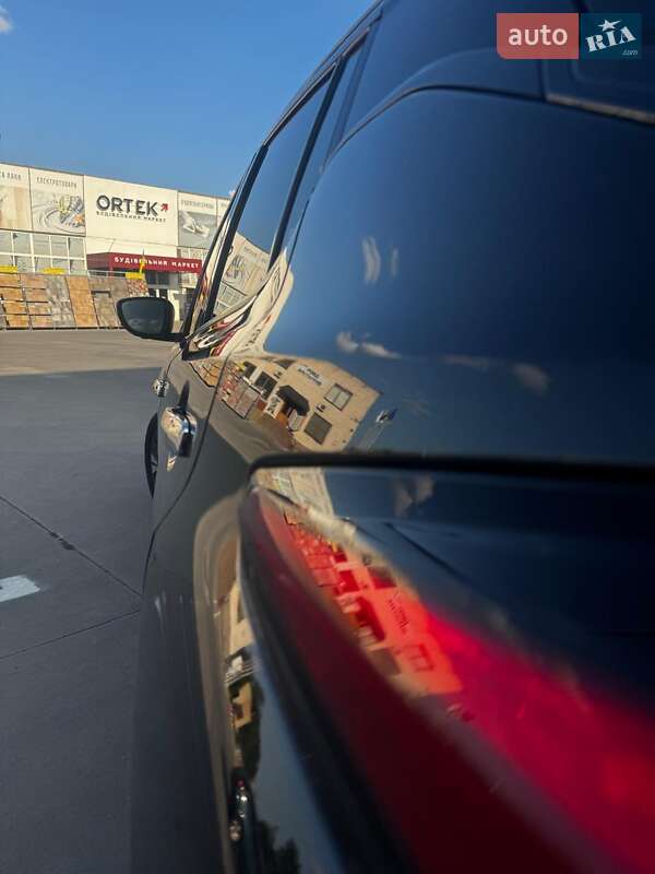 Хэтчбек Nissan Leaf 2018 в Бердичеве