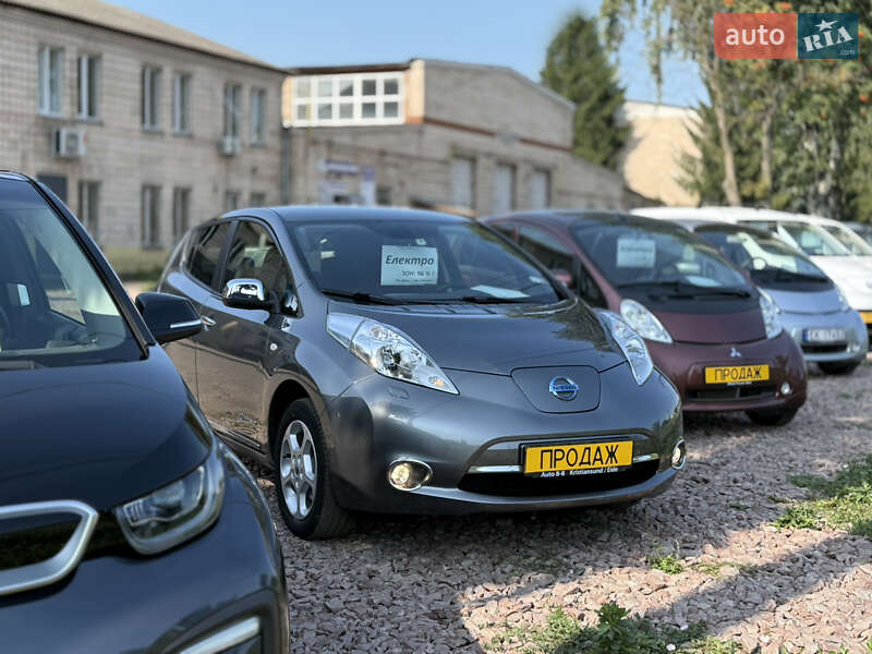 Хэтчбек Nissan Leaf 2015 в Житомире фото 3 Хэтчбек Nissan Leaf 2015 в Житомире