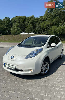 Хетчбек Nissan Leaf 2012 в Івано-Франківську