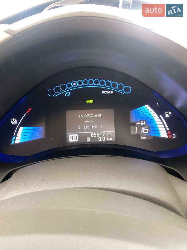 Хэтчбек Nissan Leaf 2012 в Баре